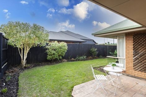 Photo of property in 1/131 Prestons Road, Redwood, Christchurch, 8051