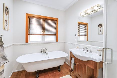 Photo of property in 9 Woodstock Road, Fairfield, Hamilton, 3214