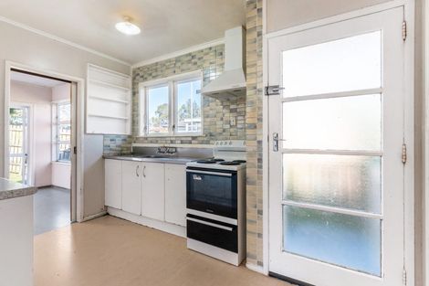 Photo of property in 21 Hobart Crescent, Wattle Downs, Auckland, 2103