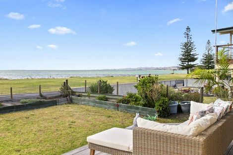Photo of property in 915 East Coast Road, Kaiaua, Pokeno, 2473