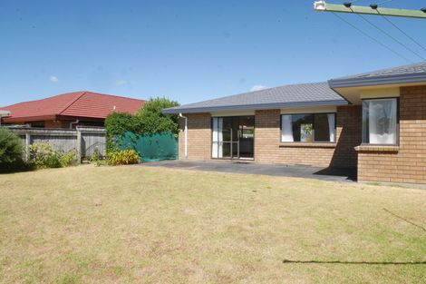 Photo of property in 125 Queens Road, Waikanae Beach, Waikanae, 5036