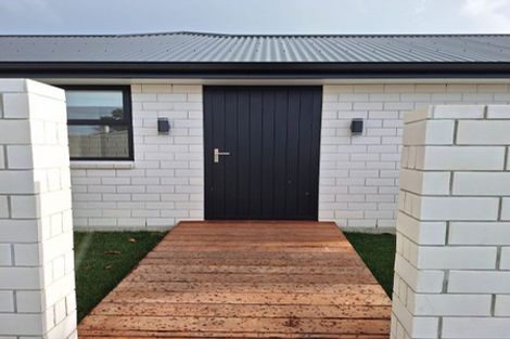 Photo of property in 20 Lyn Street, Lynmouth, New Plymouth, 4310