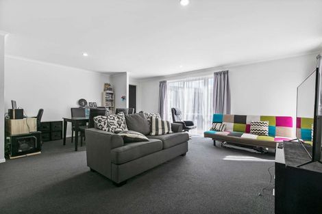 Photo of property in 15 Udall Place, Bucklands Beach, Auckland, 2014