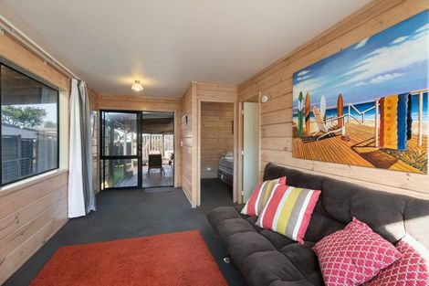 Photo of property in 42 Beach Road, Waihi Beach, 3611