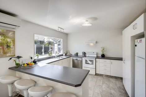 Photo of property in 425 Southland Place, Raureka, Hastings, 4120