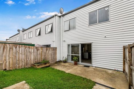 Photo of property in 90 Arion Road, Takanini, 2112