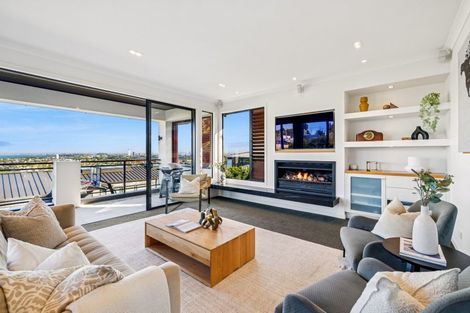 Photo of property in 5 Castor Bay Road, Castor Bay, Auckland, 0620