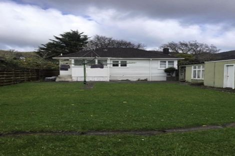 Photo of property in 30 Wainuiomata Road, Wainuiomata, Lower Hutt, 5014