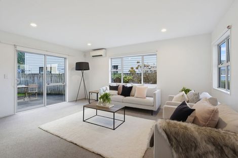 Photo of property in 17a Wantwood Grove, Churton Park, Wellington, 6037