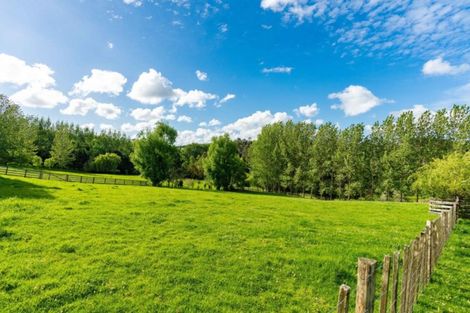 Photo of property in 39b Petley Road, Paparoa, 0571