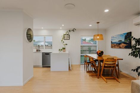 Photo of property in 85 Gravatt Road, Papamoa Beach, Papamoa, 3118