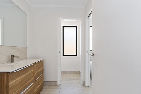 Photo of property in 151 Margaret Drive, Omokoroa, 3114