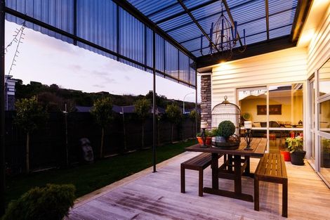 Photo of property in 16 Freedom Drive, Kelvin Grove, Palmerston North, 4414