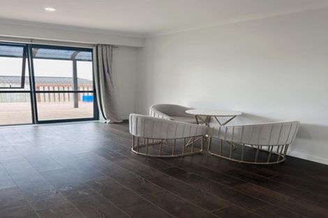 Photo of property in 27 Korihi Drive, Swanson, Auckland, 0614