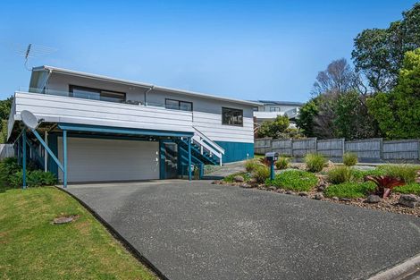 Photo of property in 7 Kahurangi Place, Snells Beach, 0920