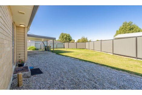 Photo of property in 2 Half Time Close, Omakau, 9376