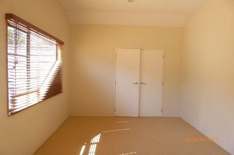 Photo of property in 28 Comins Crescent, Mission Bay, Auckland, 1071