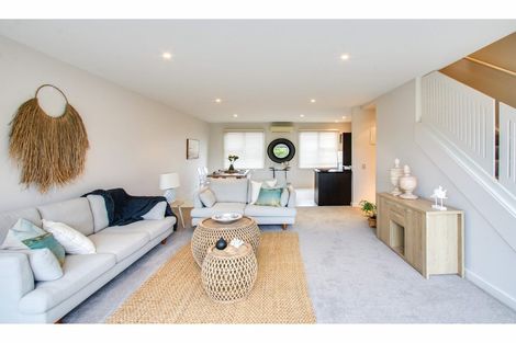 Photo of property in The Terraces, 18/9 Humber Street, Pandora, Napier, 4110