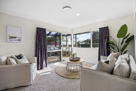 Photo of property in 17d Kinross Drive, Merrilands, New Plymouth, 4312