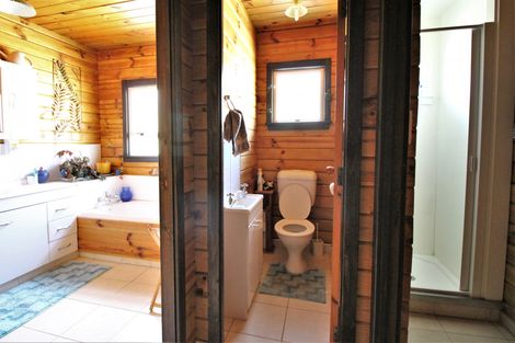 Photo of property in 51 Hillview Road, Alexandra, 9391