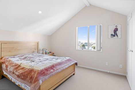 Photo of property in 11/57 Gladstone Road, Northcote, Auckland, 0627