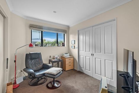 Photo of property in 8 Sandalwood Place, Waimairi Beach, Christchurch, 8083