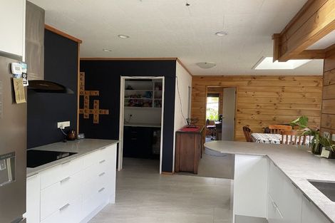 Photo of property in 9 Carlow Grove, Birchville, Upper Hutt, 5018