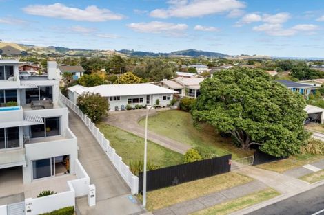 Photo of property in 686 Papamoa Beach Road, Papamoa Beach, Papamoa, 3118