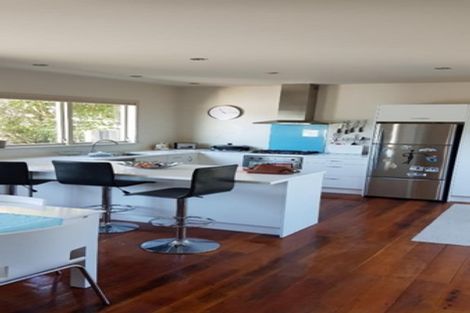 Photo of property in 9 Cam Street, Island Bay, Wellington, 6023