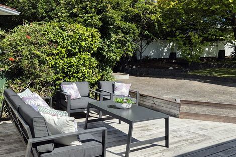 Photo of property in 10 Alton Avenue, Hillcrest, Auckland, 0627