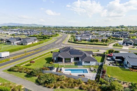 Photo of property in 2 Moemoea Place, Cambridge, 3434