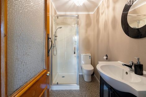 Photo of property in 104 Forest Lake Road, Forest Lake, Hamilton, 3200