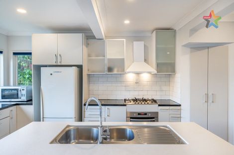 Photo of property in 15 Ferry Road, Days Bay, Lower Hutt, 5013