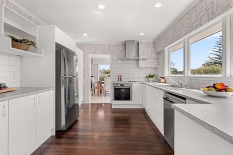 Photo of property in 212 Gowing Drive, Meadowbank, Auckland, 1072