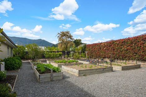 Photo of property in 6a Huia Street, Waikawa, Picton, 7220
