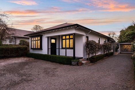 Photo of property in 127 Westminster Street, St Albans, Christchurch, 8014