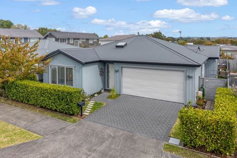 Photo of property in 6 Kainga Lane, Whenuapai, Auckland, 0618