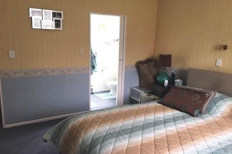 Photo of property in 95a Manly Street, Paraparaumu Beach, Paraparaumu, 5032