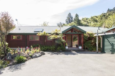 Photo of property in 18 Ralphine Way, Maitai, Nelson, 7010