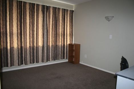 Photo of property in 1/387 Withells Road, Avonhead, Christchurch, 8042