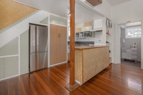 Photo of property in 11 Whanake Street, Titahi Bay, Porirua, 5022