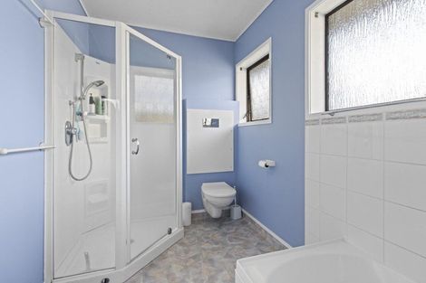 Photo of property in 12 Tamati Place, Merrilands, New Plymouth, 4312