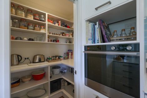 Photo of property in 2 Les Wakefield Road, Mapua, 7005