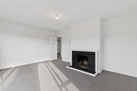 Photo of property in 24 Willerton Avenue, New Lynn, Auckland, 0600