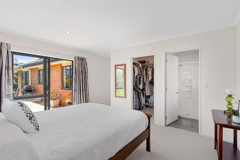 Photo of property in 25 John Campbell Crescent, Hillmorton, Christchurch, 8024