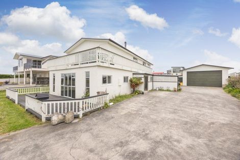 Photo of property in 67 Hartley Street, Foxton Beach, Foxton, 4815