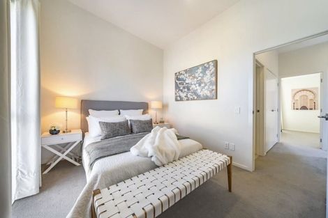 Photo of property in 53 Te Ara O Paetutu, Petone, Lower Hutt, 5012