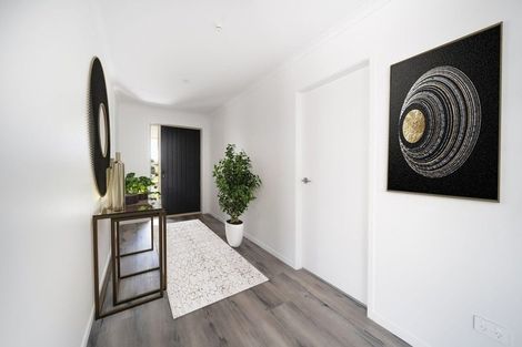 Photo of property in 91 Kaurinui Crescent, One Tree Point, 0118