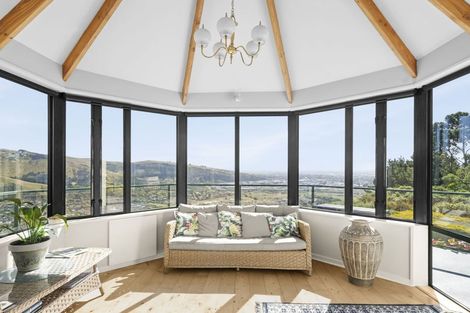 Photo of property in 18 Rockview Place, Mount Pleasant, Christchurch, 8081