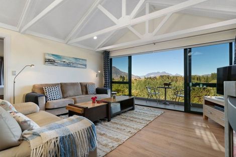 Photo of property in 11 Cotter Avenue, Arrowtown, 9302